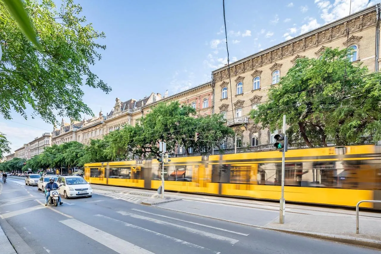 Luxurious Apartments At City Center Budapeszt Węgry